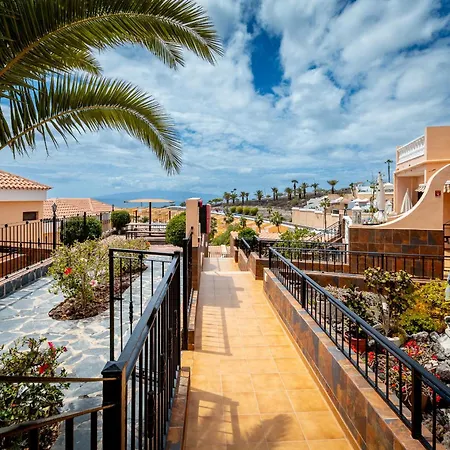 Apartmán Paradise Court *