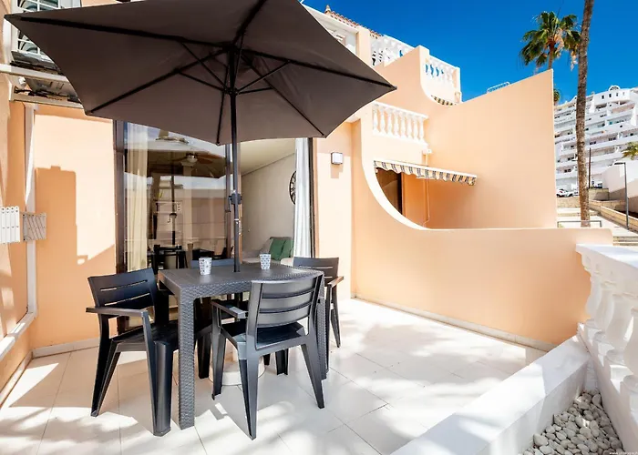 Apartament Paradise Court